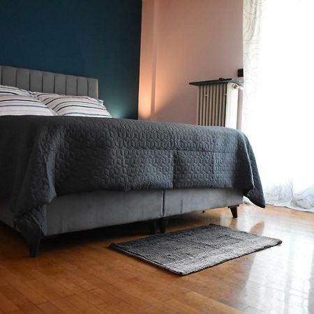 Katzen Room By The Metro Athena Bagian luar foto