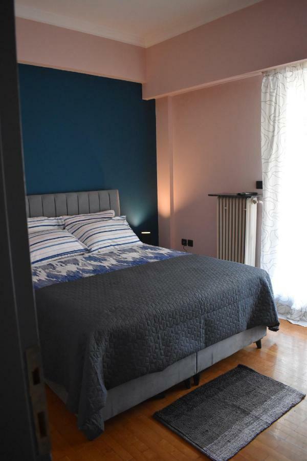 Katzen Room By The Metro Athena Bagian luar foto