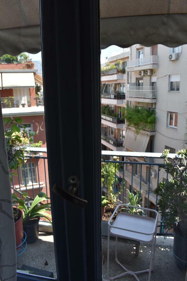 Katzen Room By The Metro Athena Bagian luar foto
